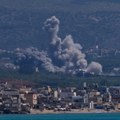 Iran: Raketama i dronovima upozoreni brodovi SAD u Omanu; Liban: Vojna rešenja neće doneti mir severu Izraela