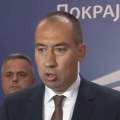 Predsednik opštine Bečej ušao u raspravu sa majkama koje štrajkuju glađu