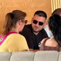 Paparaco! Pomirili se Zola i Miljana Uhvatili smo ih kako zajedno uživaju u Crnoj Gori, a evo ko je sa njima (foto, video)