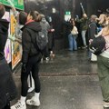 VIDEO Novosađani uzeli stvar u svoje ruke: Očistili zapušteni pothodnik u centru grada
