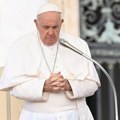 Zauzmite stranu mira poručio papa vernicima