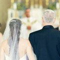 Mladencima presela svadba! 144 gosta se zarazila norovirusom, poznati restoran normalno nastavio sa radom