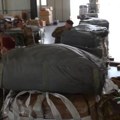 Pomoć za Gazu: Iz aviona isporučeno oko 100 paketa humanitarne pomoći (video)