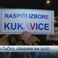 Opozicija i vlast o protestu građana ispred TV u Čačku gde je gostovao Vučić