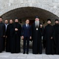 Makron posetio Cetinjski manastir: Ugostio ga mitropolit crnogorsko-primorski Joanikije sa sveštenstvom (foto)