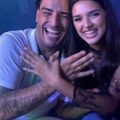 Skandal! Darko Lazić u Hrvatskoj šalje pozdrav "Velike Albanije": Smeje se i pozira sa Albankom