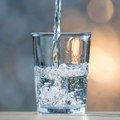 Stručnjaci: Tokom vrelih letnjih dana najbitnija hidratacija