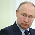 Putin traži od ruskih zvaničnika da koriste samo domaća vozila