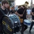 Festival uličnih svirača otvorila tradicionalna povorka (AUDIO)