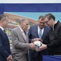 Вучић симболично полагањем лопте означио почетак изградње Националног стадиона