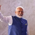 Istorijska poseta: Modi doputovao u Kijev