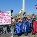 Studenti okupljeni ispred Rektorata krenuli na Novi Beograd: Podrška akciji "Novi Beograd šeta za prosvetu" i blokadi…