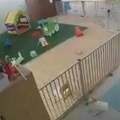 Zastrašujuć snimak: Iran kasetnom bombom pogodio vrtić u Izraelu, sve je uništeno (Video)