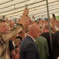Baja Mali Knindža, Dodik i "ptico moja, bjeli labude" Cela Srpska u Branešcima (video)