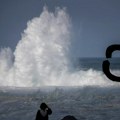 Prvi talas cunamija već pogodio Aljasku i Havaje