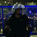 U Pančevu protest podrške uhapšenom studentu Andreju Tanku, građani ispred zatvora
