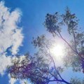 Pretežno sunčano i toplije, ponegde se očekuje slaba kiša