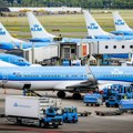 KLM u utorak otkazuje 300 letova zbog snega u Amsterdamu