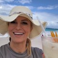 Bivša predsednica Hrvatske obilazi planetu i živi život iz snova Kolinda drastično smršala i slika se sa koktelima na plažama…