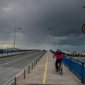 Saobraćajka na Varadinskom mostu; Kolaps u pravcu ka Petrovaradinu; Lančani sudar na Mostu slobode