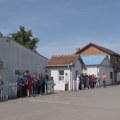 Zaposleni iz Kosovskog pomoravlja i Metohije pridružili se protestima podrške uhapšenim direktorima