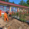 U OŠ „Miroslav Antić“ pilot projekat „zelene oaze“ – testira se podzemno navodnjavanje školskog dvorišta