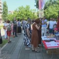 Protest ispred Rektorata u Novom Sadu: Traže ponovno glasanje o reizboru profesora Vladimira Mihića