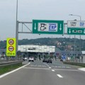 AMSS: Povoljni uslovi za vožnju, kamioni čekaju na Batrovcima i Horgošu