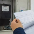 Kasne računi za struju u Zrenjaninu? Čitaoci našeg portala prijavljuju isti problem Kasne računi za struju u Zrenjaninu?