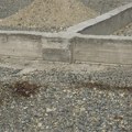 Prve fotografije sa mesta teškog ubistva u Novoj Pazovi: Muškarac kolima pregazio starijeg čoveka, pa mu oteo torbicu