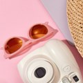 "Polaroid" i "digicam" ponovo u modi: Zašto mladi beže od savršene fotografije