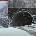 Lavina odsekla sever Italije od sveta: Neviđena drama, zatrpan ulaz u tunel, putevi neprohodni, a sneg ne prestaje da pada…
