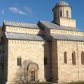Kvinta pozdravlja odluku da se manastiru Visoki Dečani potvrdi vlasništvo nad zemljom