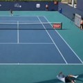 VIDEO Užasne scene na mastersu u Majamiju, poznati teniser se onesvestio usred meča