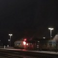 Lokalizovan požar na BG vozu kod Batajnice: Sumnja se da je vatru podmetnuo putnik, direktor Srbijavoza najavio istragu