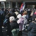 Studenti i opozicija na istom zadatku – šta to znači za proteste?