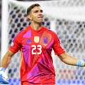 Kakva bi to bomba bila! Emilijano Martinez na meti Barselone!