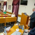 Preduzetnici za okruglim stolom: Problemi, prepreke i rešenja