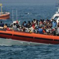 Italijanska obalska straža spasila desetine migranata, dvoje poginulo