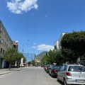 Jotelu ponovo sečeni stubovi u Vranju, oko 500 domaćinstava bez interneta i kablovske