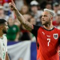 Morali su da ga zaustave! Arnautović krenuo ka selektoru Alžira da se "objasni"! Nastao haos na Svetskom prvenstvu (video)