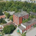 Hotel "Jablanica" decenijama napušten i devastiran: Država ga otkupila pre sedam godina i od tada nije uradila ništa