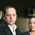 "Ostavite nas na miru, odmaramo" Pevač pokazao kako provodi vreme sa novorođenim sinom: Prizor iz dečije sobe raznežio sve