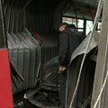 Prepolovio se autobus: GSP-a Jeziva scena kod Mašinskog fakulteta, "harmonika" pukla na pola (video)