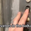 Kao iz horor filma Snimak iz lifta napravio haos na mrežama (video)