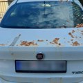 Opština Vladičin Han: Jajima gađano opštinsko vozilo