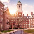 Trampova administracija odlučila: Harvard ne može da upisuje strane studente FOTO