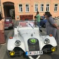 Oldtajmeri u srcu Sremske Mitrovice: Danas međunarodni skup klasičnih automobila i motocikala