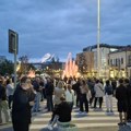 HUMANITARNA BLOKADA: Studenti u blokadi i građani prikupljaju pomoć za ugrožene u požarima (FOTO)