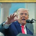 Tramp ponovo uvodi najoštrije carine: lekovi pod udarom od 100 odsto, nov režim za čelik i aluminijum